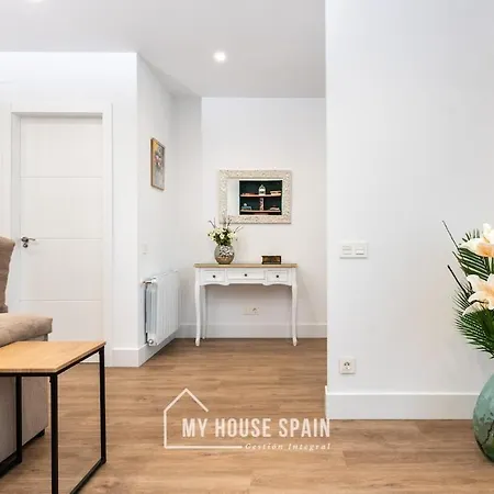 Holiday home Myhousespain - Hermosa Casa Con Jardin En *