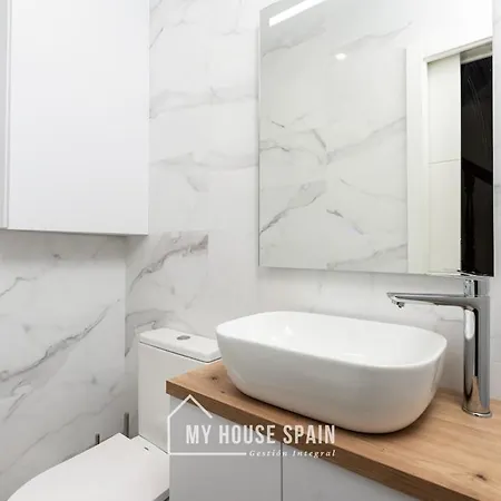 Myhousespain - Hermosa Casa Con Jardin En Holiday home *