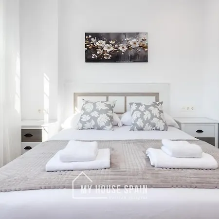 Сasa de vacaciones Myhousespain - Hermosa Casa Con Jardín En Gijón
