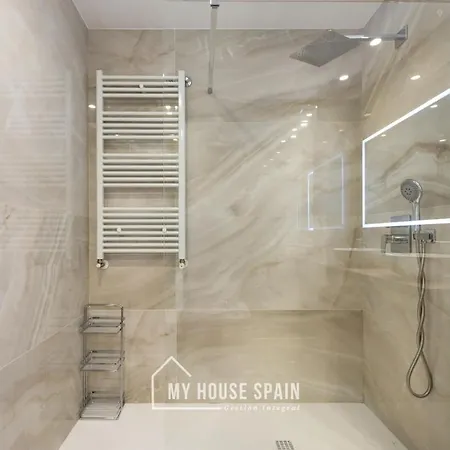 Myhousespain - Hermosa Casa Con Jardin En Feriehus Gijón