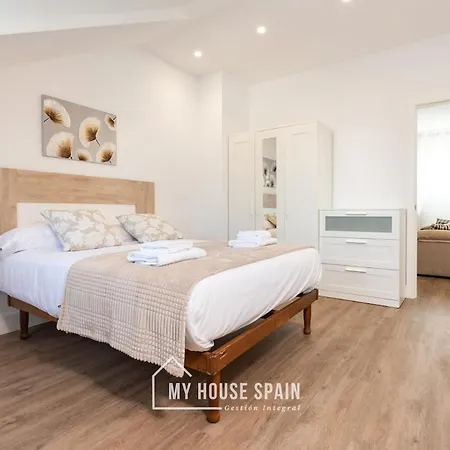 Сasa de vacaciones Myhousespain - Hermosa Casa Con Jardín En *