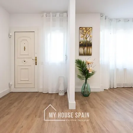 Сasa de vacaciones Myhousespain - Hermosa Casa Con Jardín En